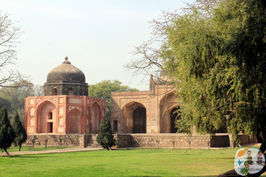 Afsarwala's Tomb & Mosque